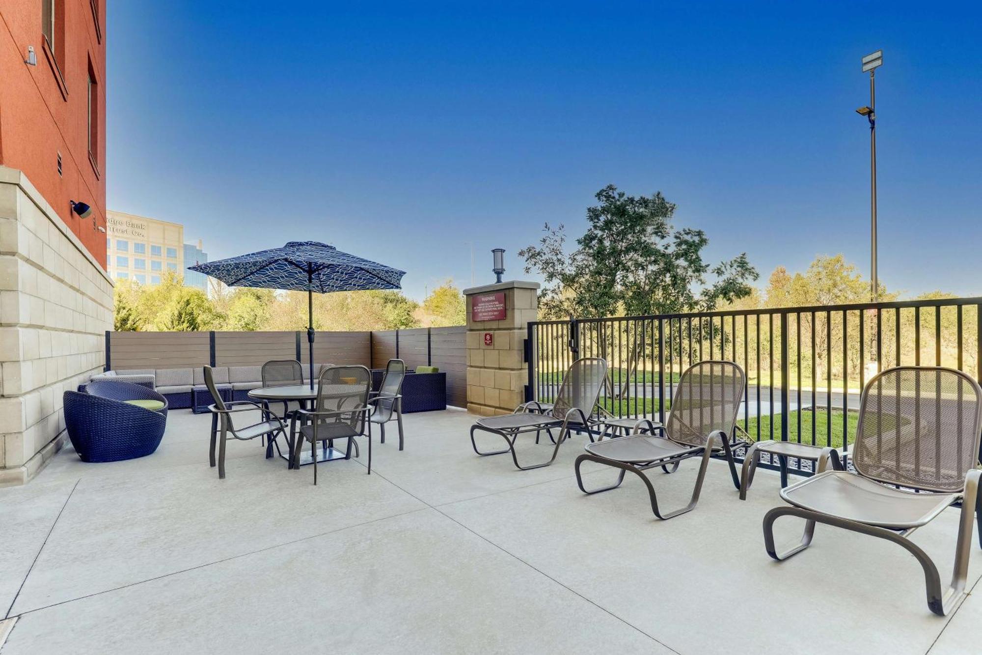 Drury Inn & Suites Independence Kansas City Blue Springs Extérieur photo