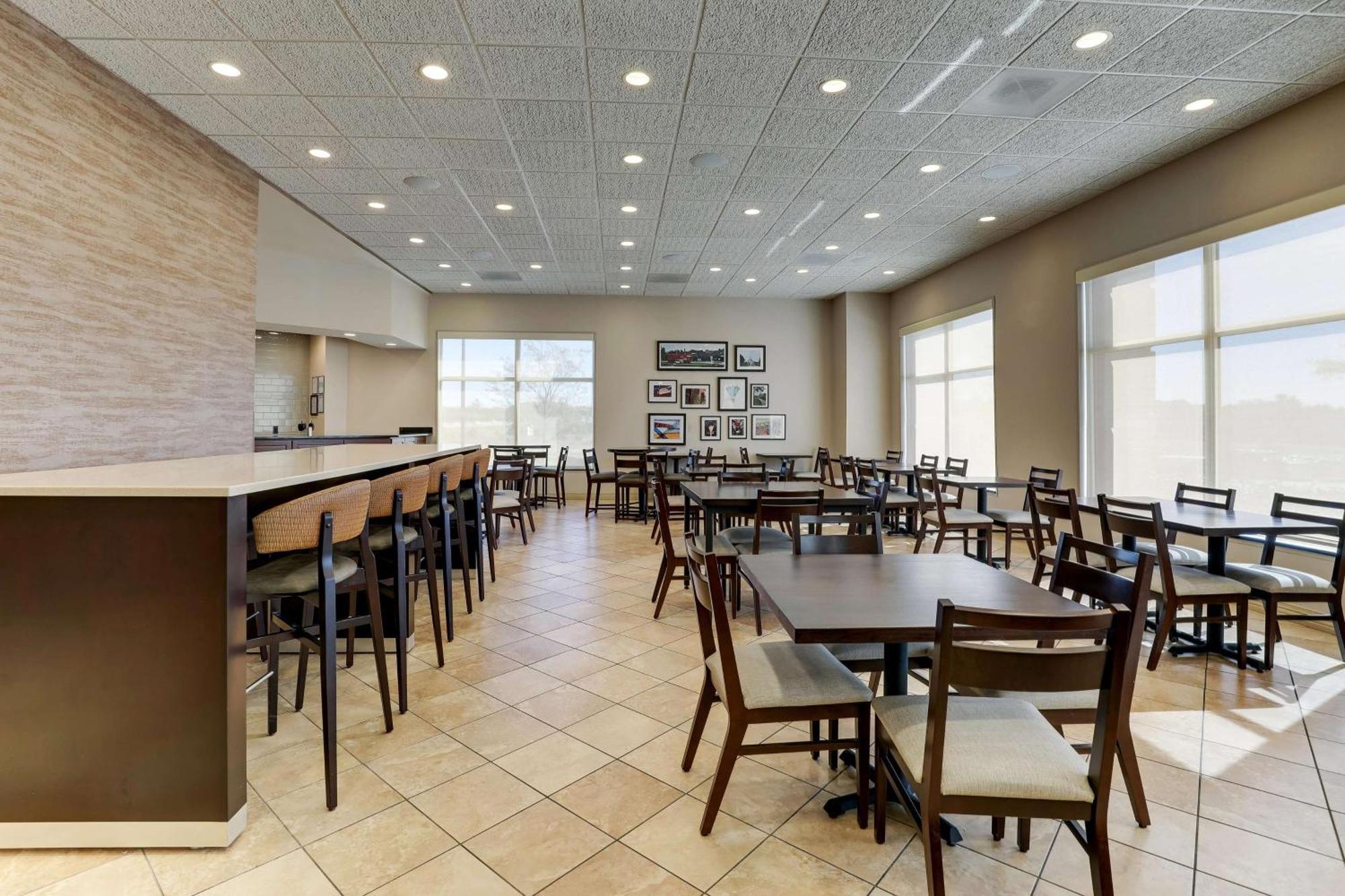 Drury Inn & Suites Independence Kansas City Blue Springs Extérieur photo